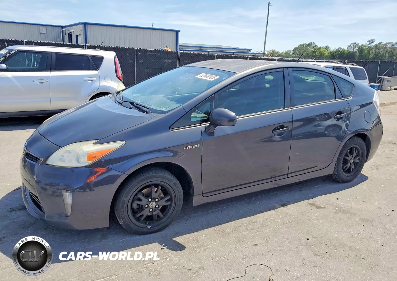 2013 Toyota Prius Four