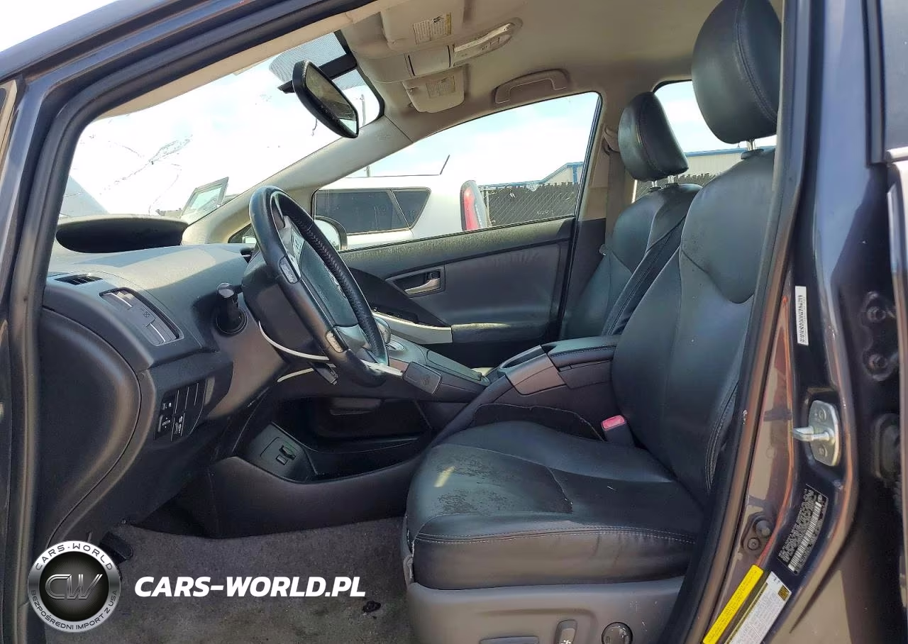 2013 Toyota Prius Four VIN:JTDKN3DU3D5586405 - 7