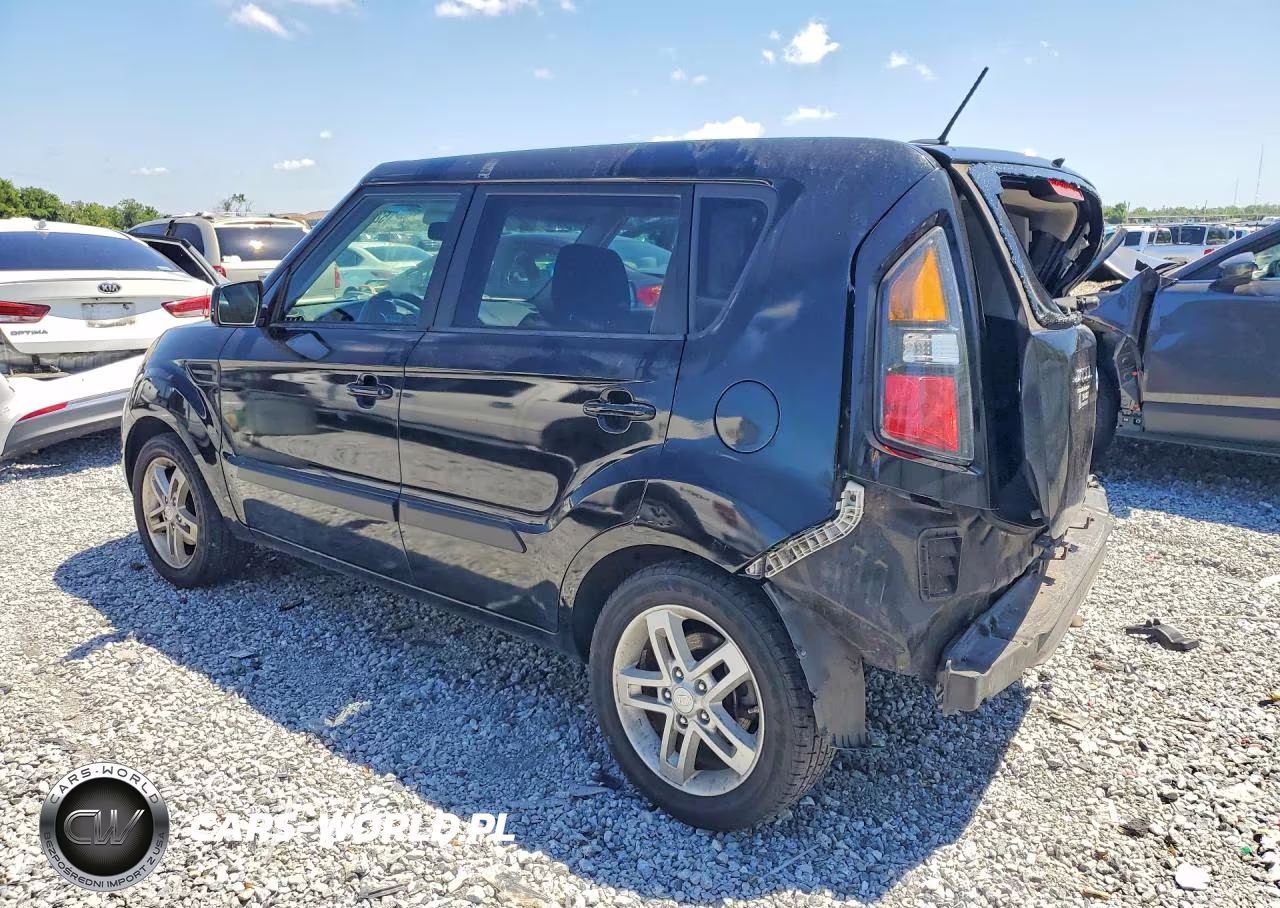 2011 Kia Soul + VIN:KNDJT2A28B7710247 - 2