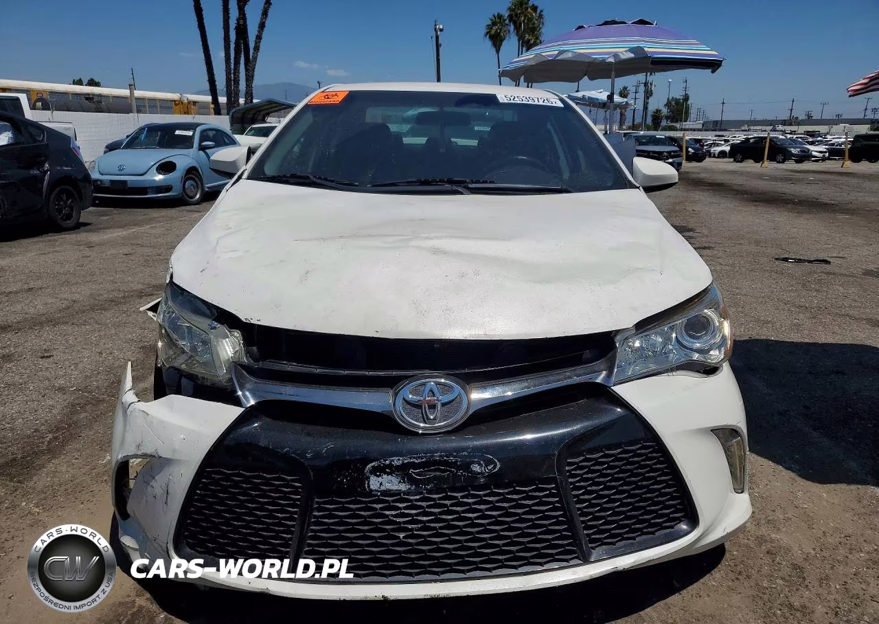 2016 Toyota Camry Xse VIN:4T1BF1FK7GU116185 - 5