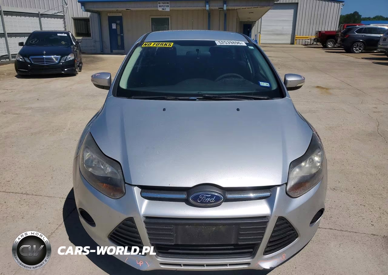 2014 Ford Focus Se VIN:1FADP3F25EL381413 - 5