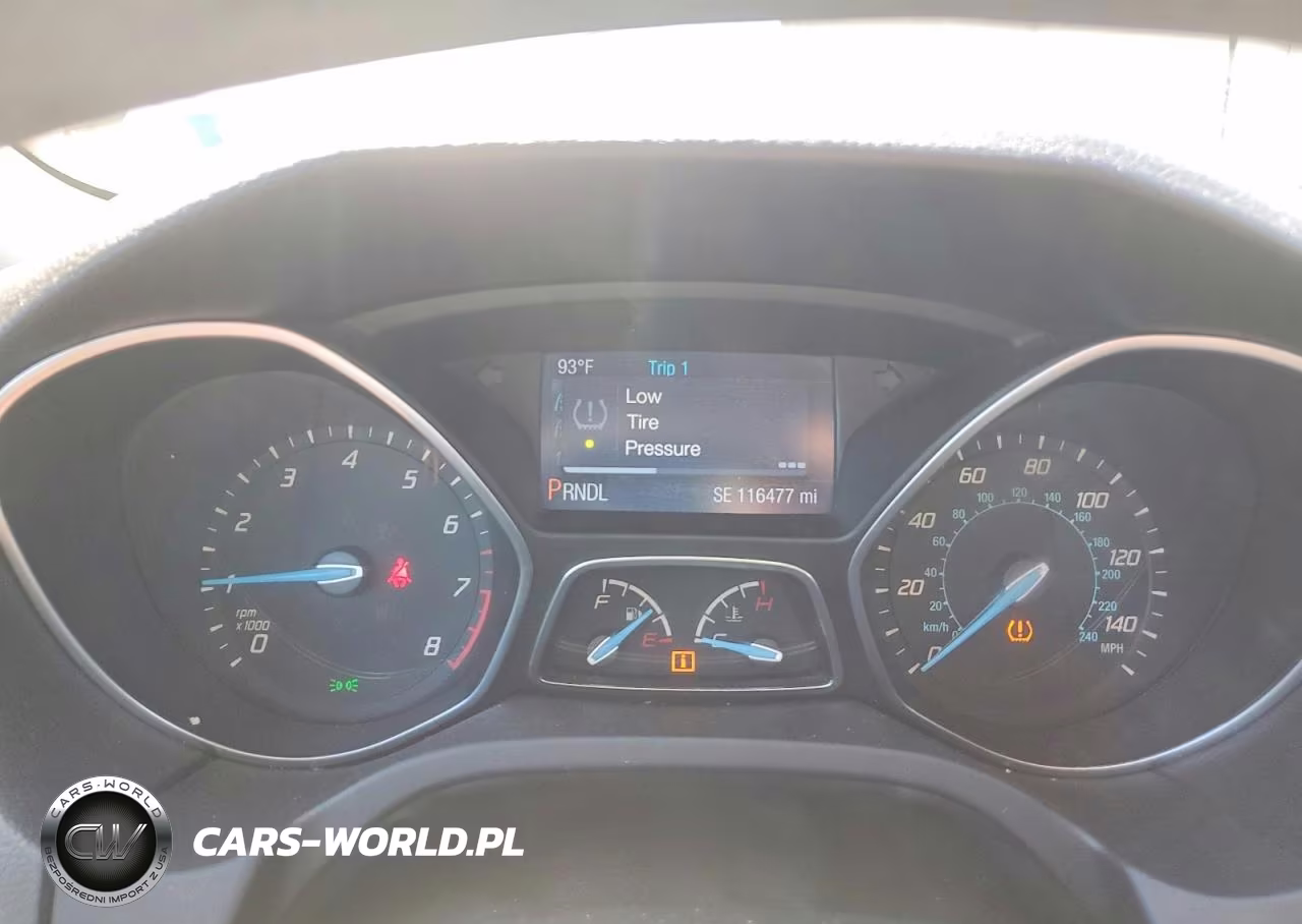 2014 Ford Focus Se VIN:1FADP3F25EL381413 - 9