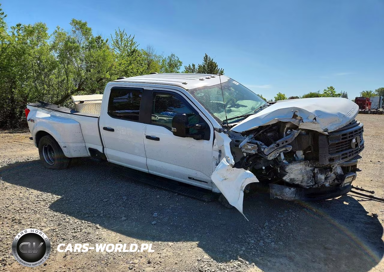 2024 Ford F350 Super Duty VIN:1FT8W3DT3REF35606 - 4