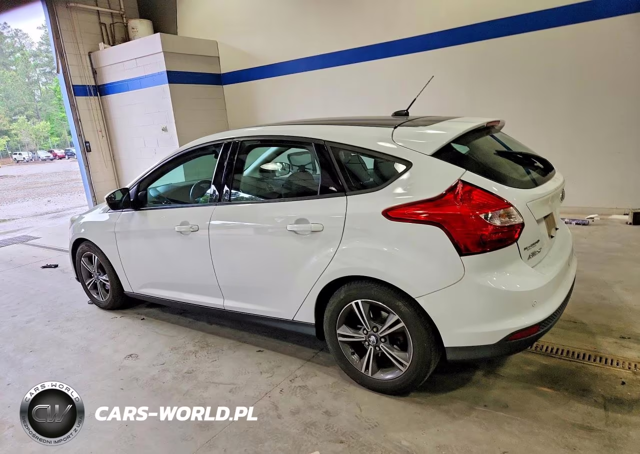 2014 Ford Focus Se VIN:1FADP3K22EL320011 - 2