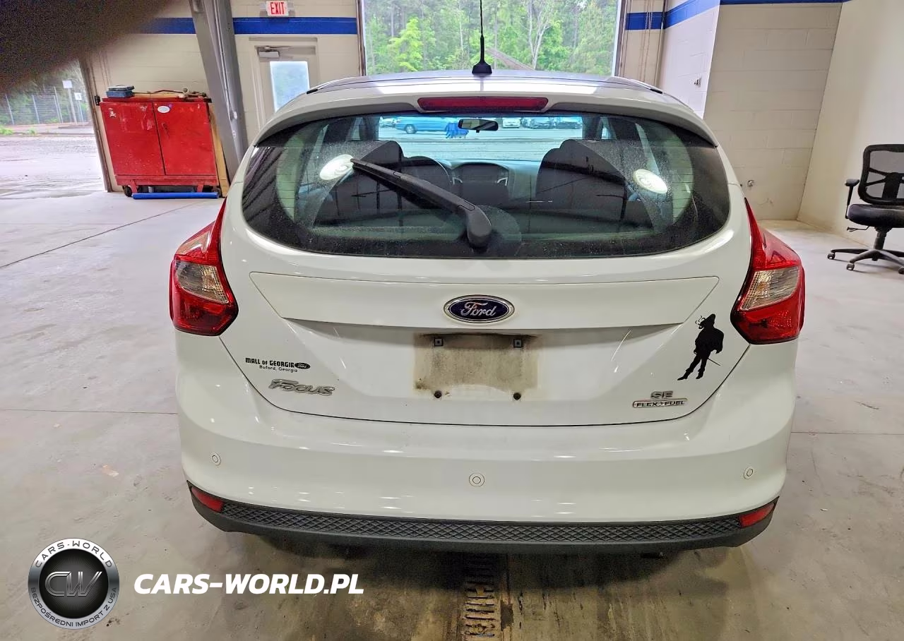 2014 Ford Focus Se VIN:1FADP3K22EL320011 - 6