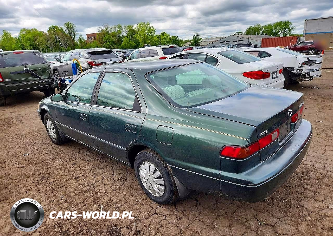 1999 Toyota Camry Ce VIN:4T1BG22K1XU590531 - 2