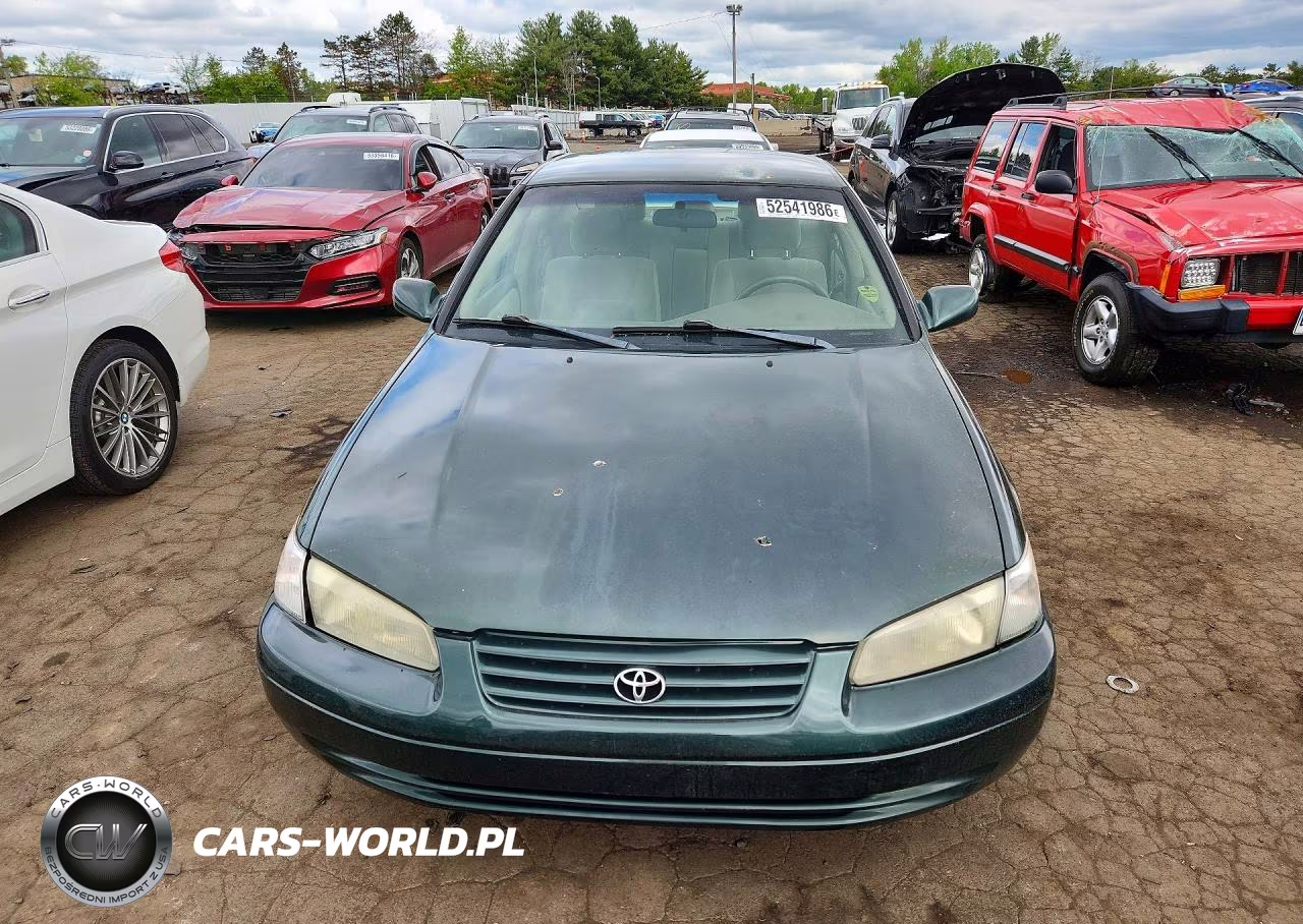 1999 Toyota Camry Ce VIN:4T1BG22K1XU590531 - 5