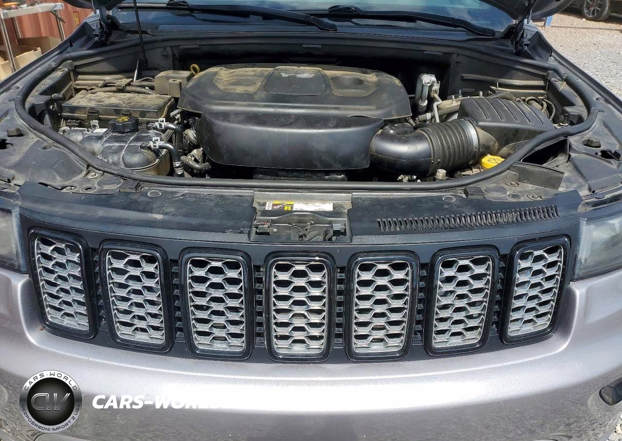 2018 Jeep Grand Cherokee Laredo VIN:1C4RJFAG1JC204079 - 12