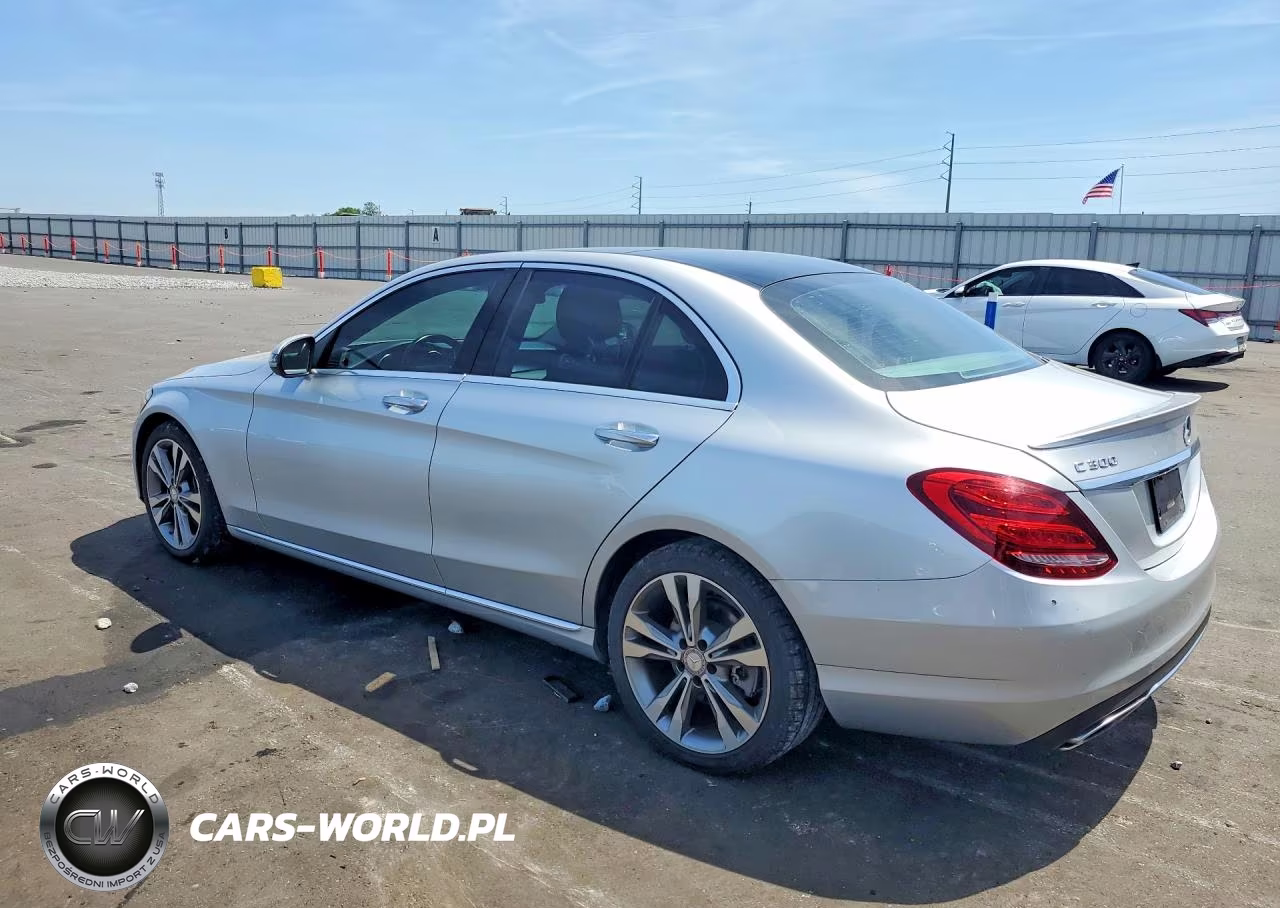 2016 Mercedes-Benz C 300 VIN:55SWF4JB7GU147927 - 2