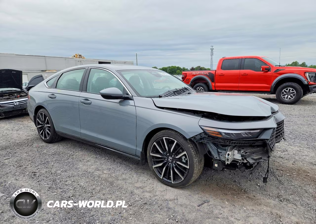 2024 Honda Accord Touring Hybrid VIN:1HGCY2F81RA090900 - 4