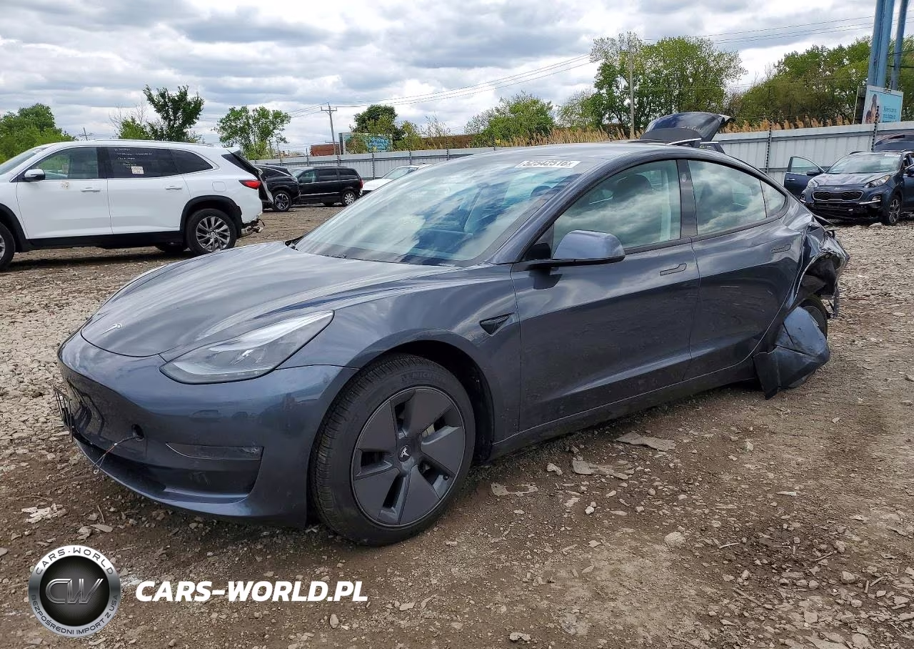 2021 Tesla Model 3 – zdjęcie 1 z 12