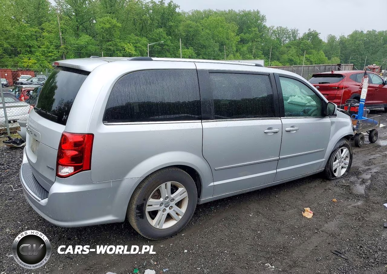 2012 Dodge Grand Caravan Crew VIN:2C4RDGDG1CR385767 - 3