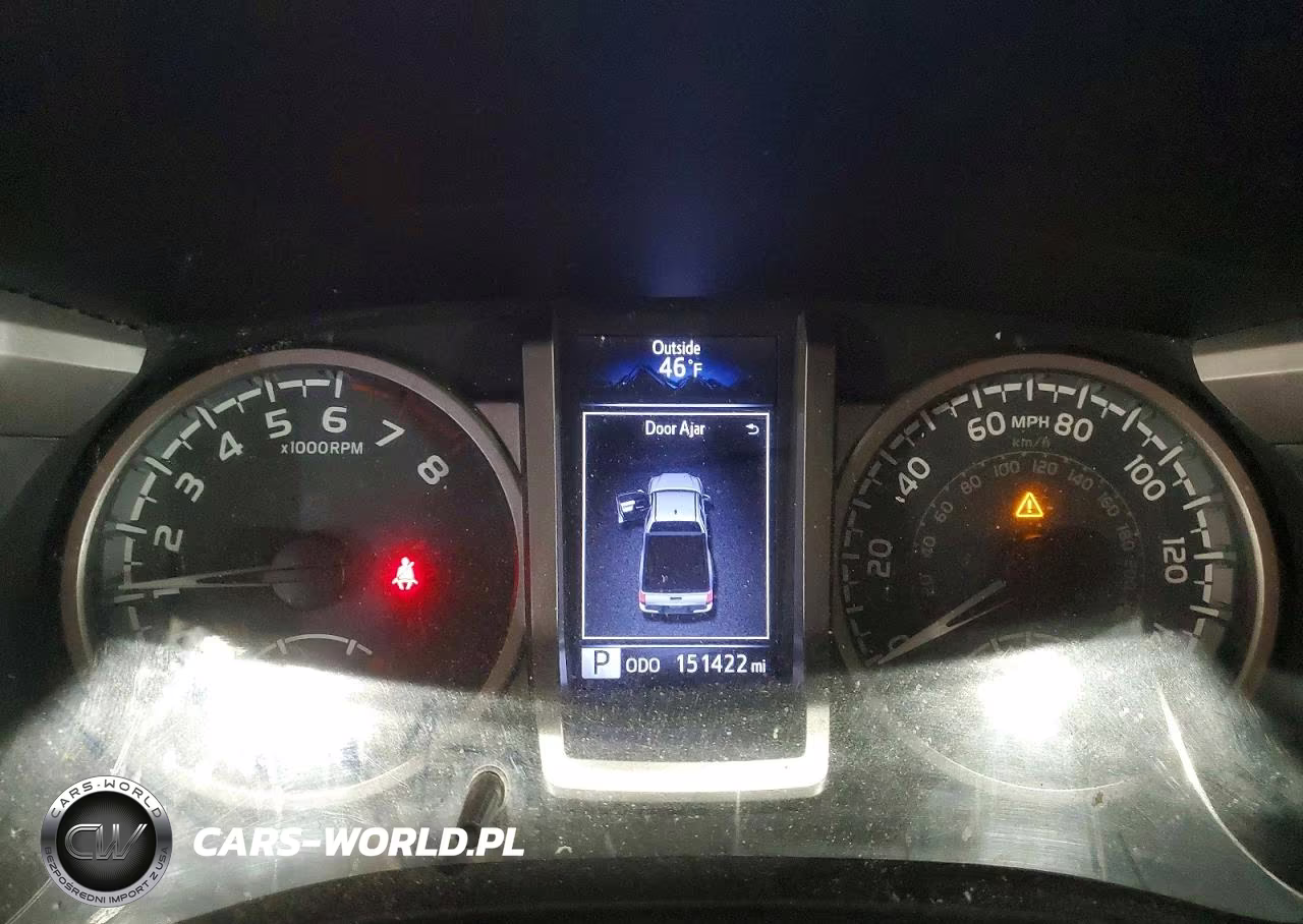 2017 Toyota Tacoma Sr5 V6 VIN:5TFSZ5AN6HX090313 - 9