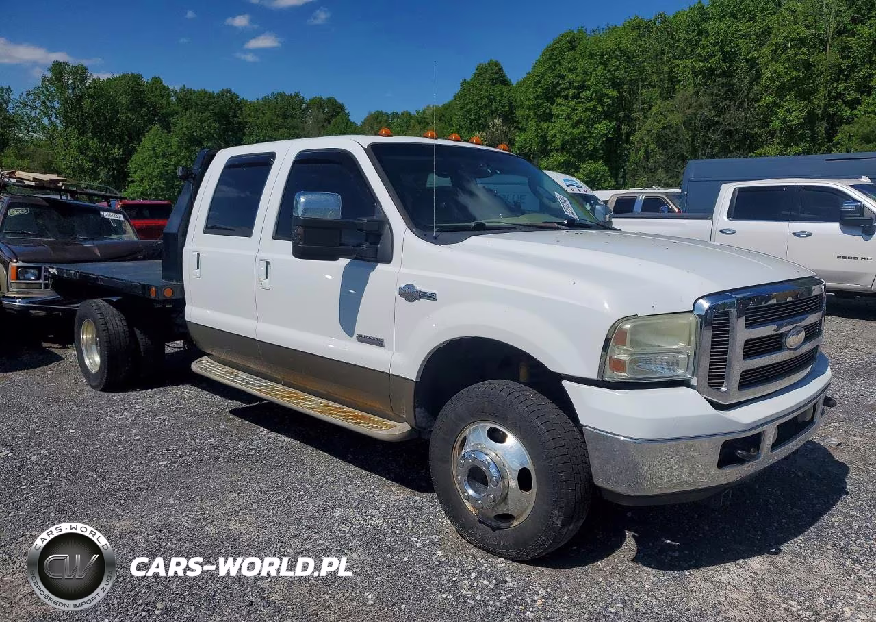 2005 Ford F350 Super Duty VIN:1FTWW33P45EC64125 - 4
