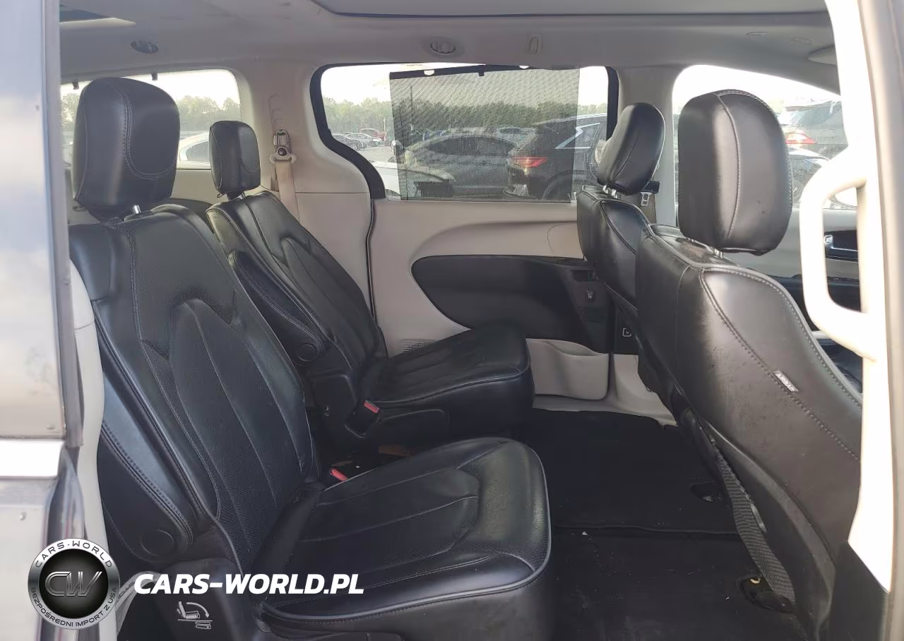 2020 Chrysler Pacifica Limited VIN:2C4RC1GG6LR271579 - 11