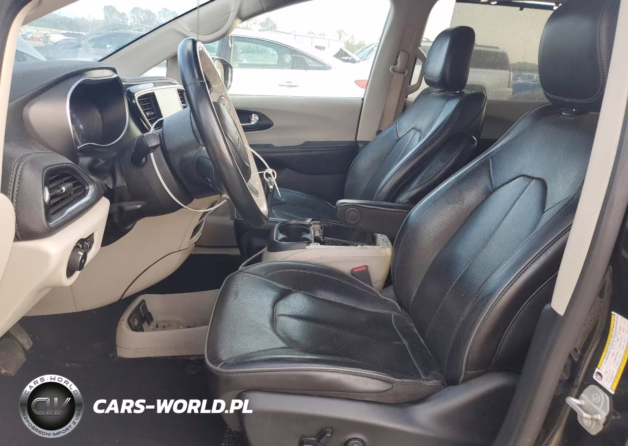 2020 Chrysler Pacifica Limited VIN:2C4RC1GG6LR271579 - 7