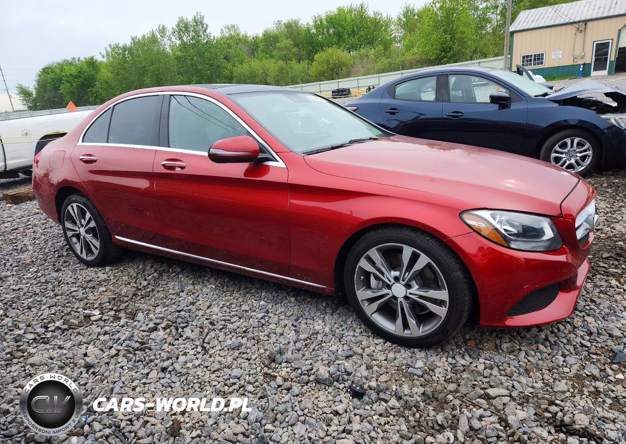 2016 Mercedes-Benz C 300 VIN:55SWF4JB3GU118893 - 4