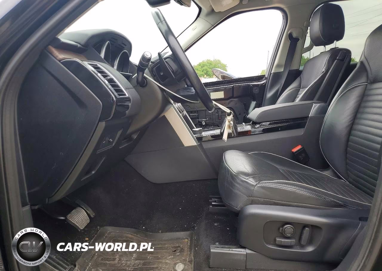 2017 Land Rover Discovery Hse VIN:SALRRBBVXHA015587 - 7