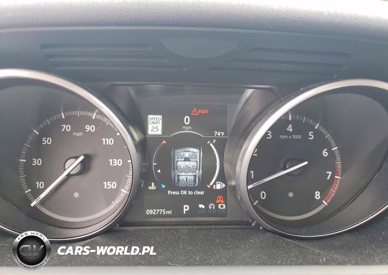 2017 Land Rover Discovery Hse VIN:SALRRBBVXHA015587 - 9