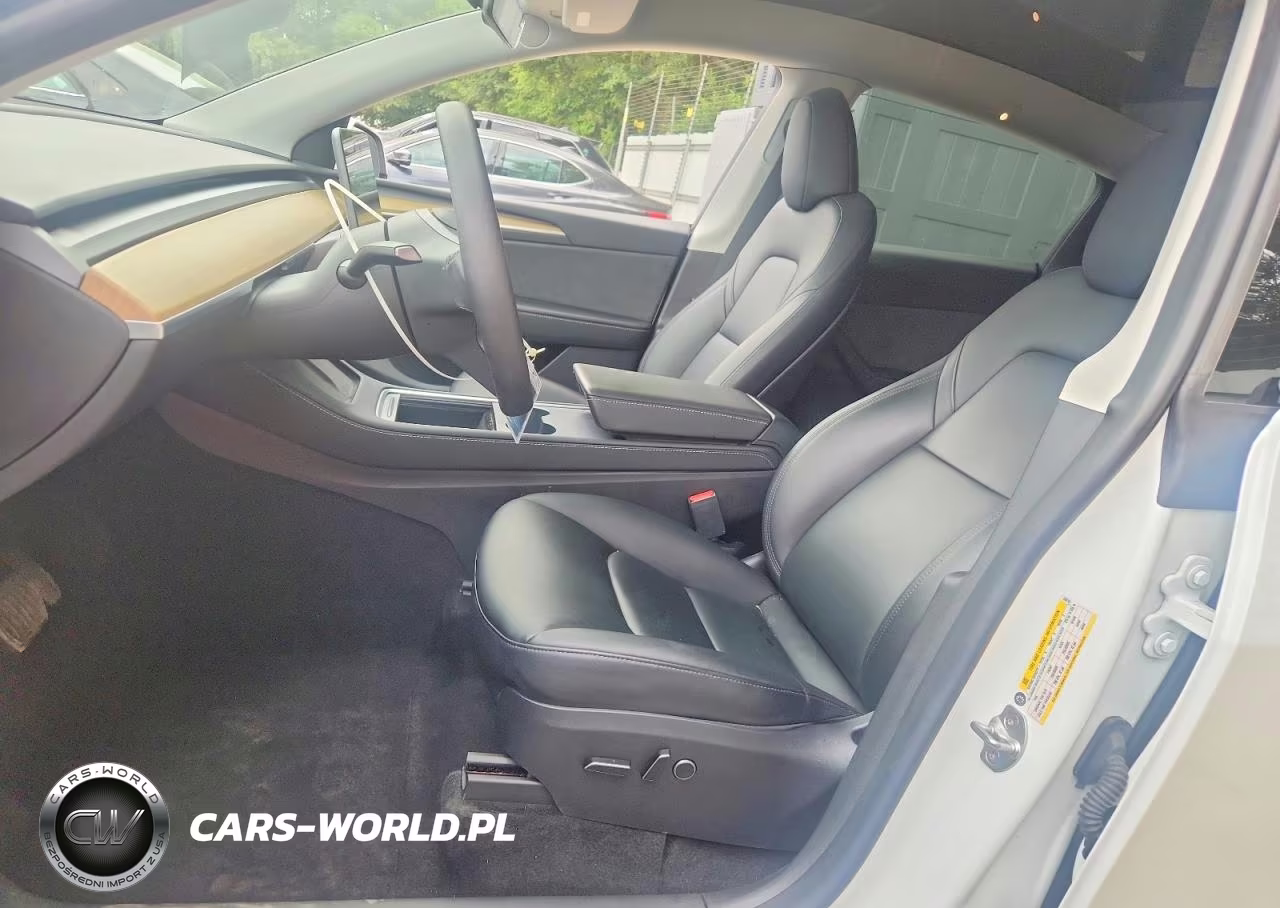 2023 Tesla Model Y VIN:7SAYGDEE7PA036161 - 7