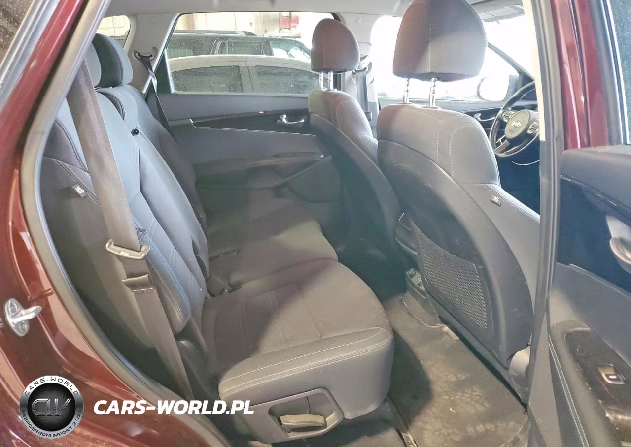 2018 Kia Sorento Lx V6 VIN:5XYPGDA59JG385128 - 11