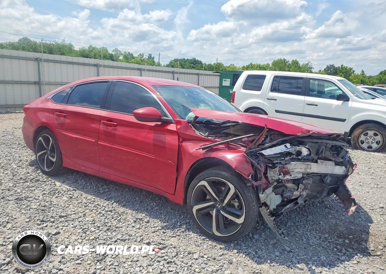 2018 Honda Accord Sport VIN:1HGCV1F3XJA218952 - 4