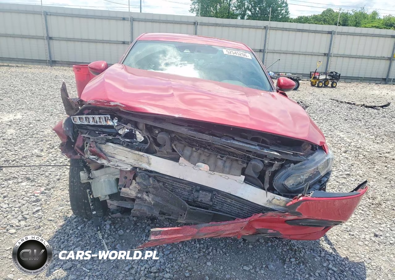 2018 Honda Accord Sport VIN:1HGCV1F3XJA218952 - 5