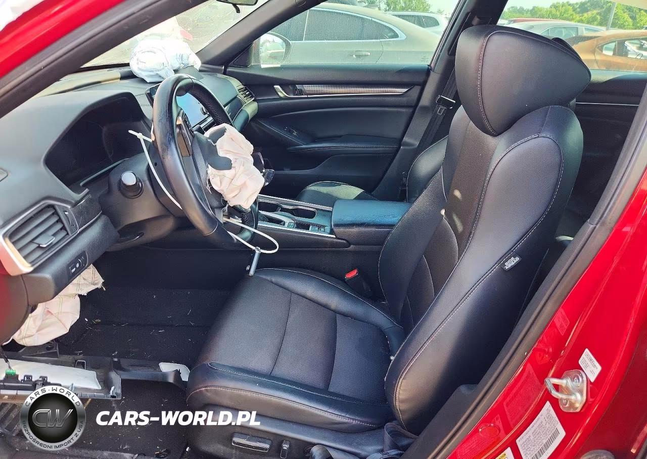 2018 Honda Accord Sport VIN:1HGCV1F3XJA218952 - 7