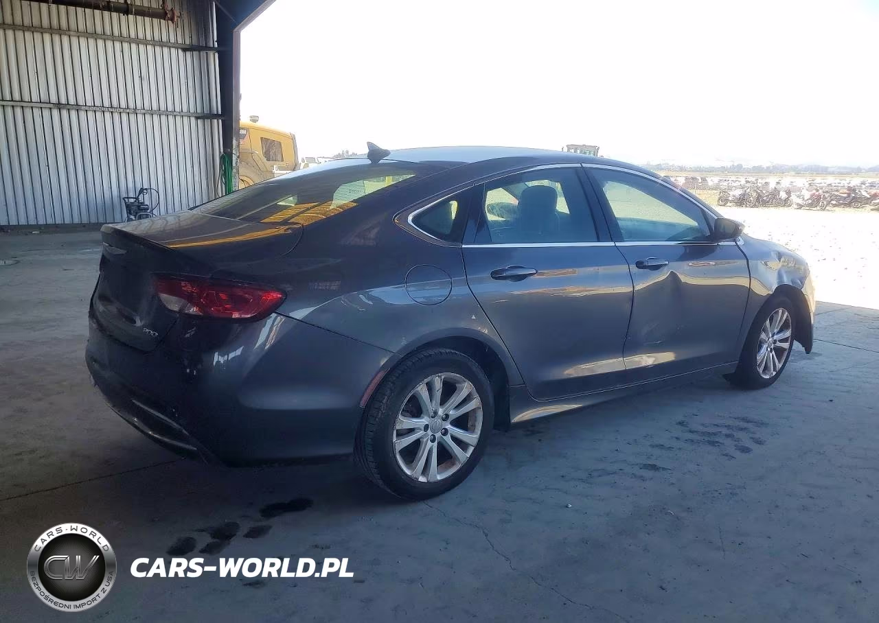 2015 Chrysler 200 Limited VIN:1C3CCCAB8FN642486 - 3