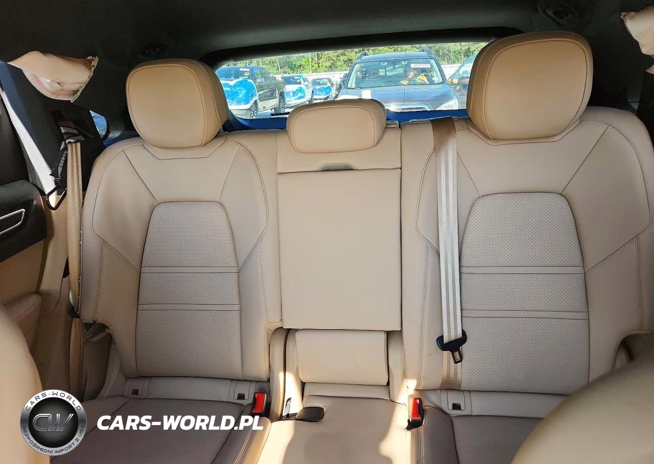 2023 Porsche Cayenne Base VIN:WP1AA2AY2PDA02089 - 10