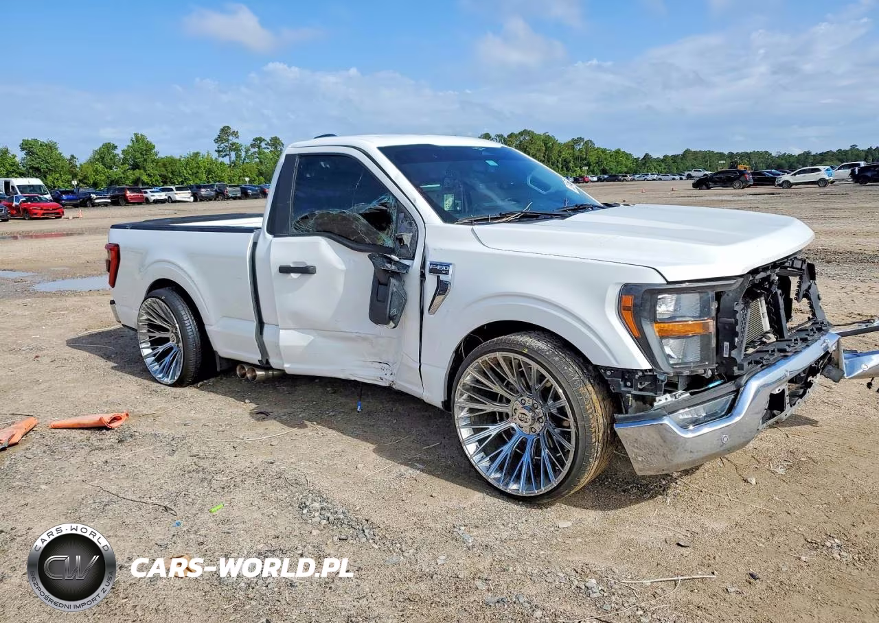2023 Ford F150 VIN:1FTMF1CPXPKF49802 - 4