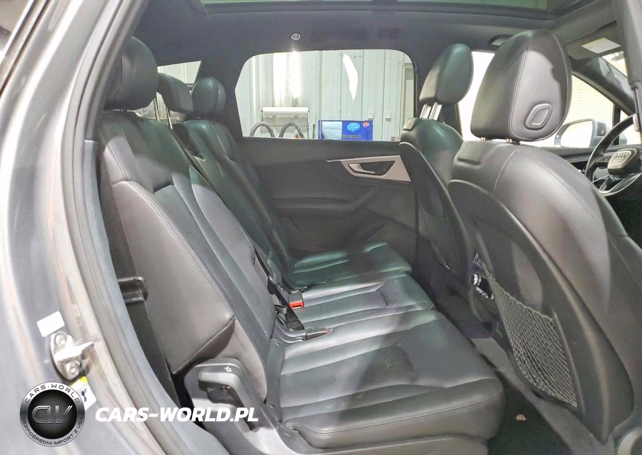 2018 Audi Q7 Premium Plus VIN:WA1LHAF71JD023890 - 11