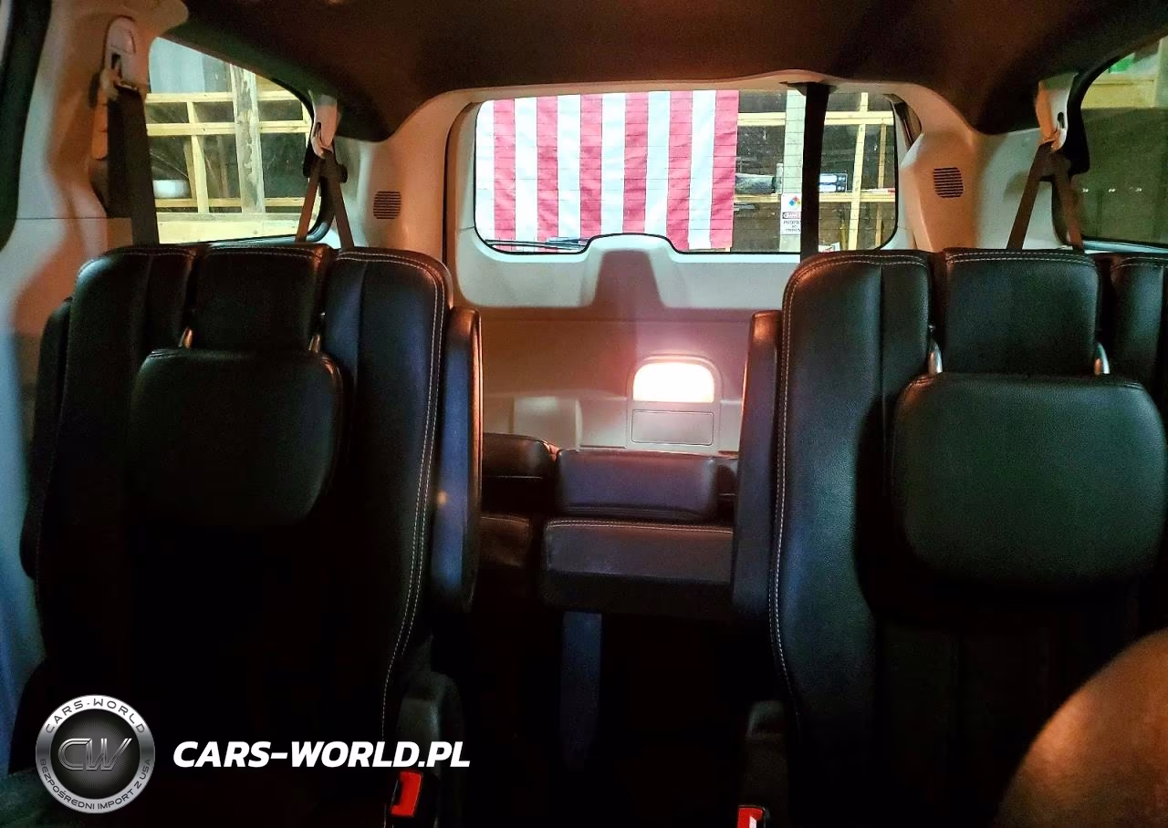 2019 Dodge Grand Caravan Sxt VIN:2C4RDGCG8KR774289 - 10