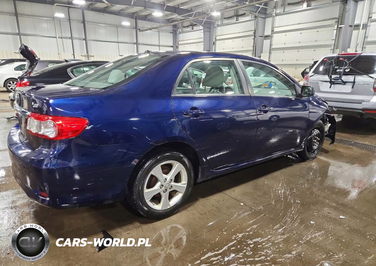 2013 Toyota Corolla Le VIN:2T1BU4EE4DC987397 - 3