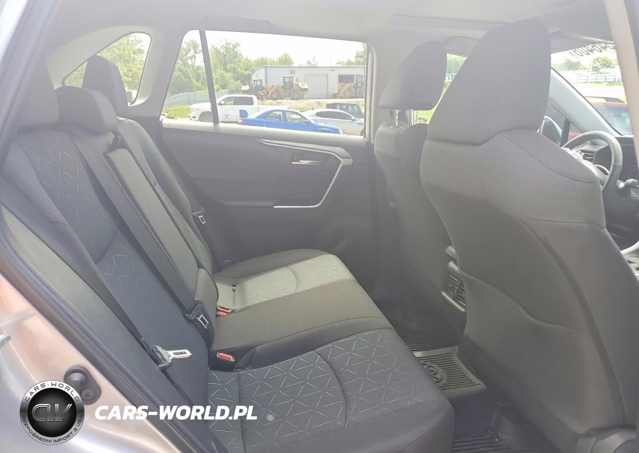 2023 Toyota Rav4 Xle VIN:2T3W1RFV3PC232372 - 10