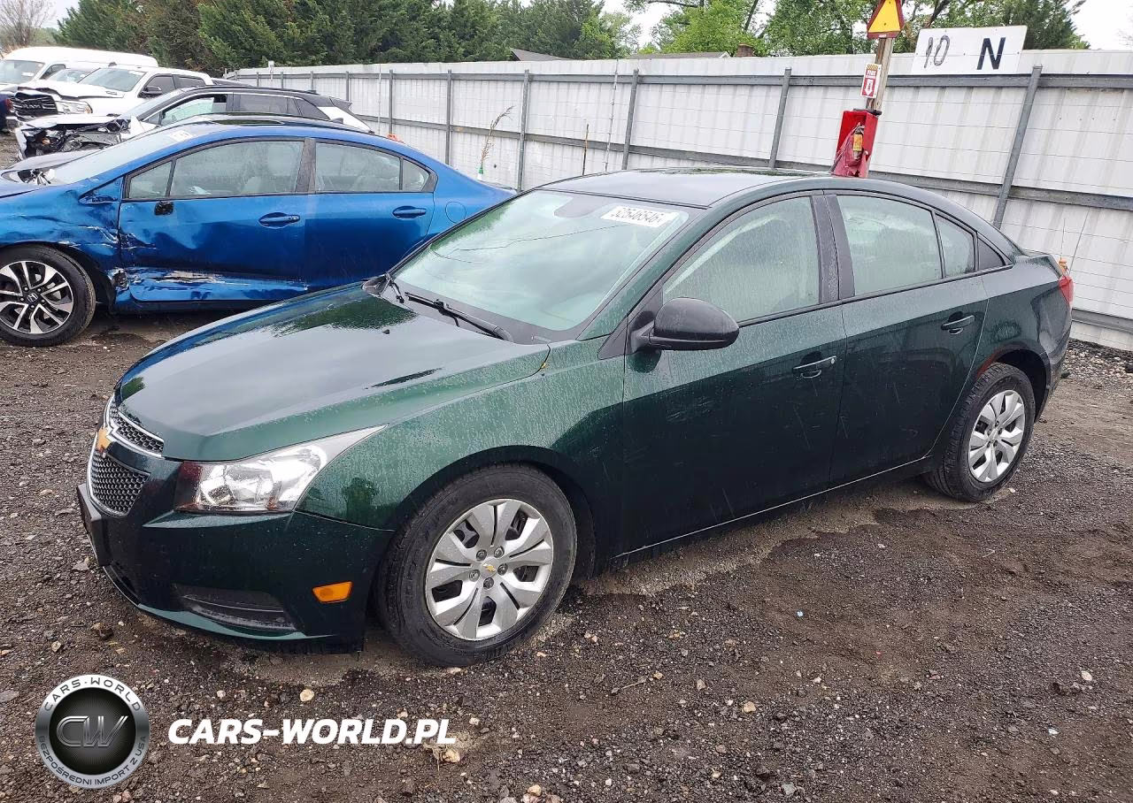 2014 Chevrolet Cruze Ls – zdjęcie 1 z 12