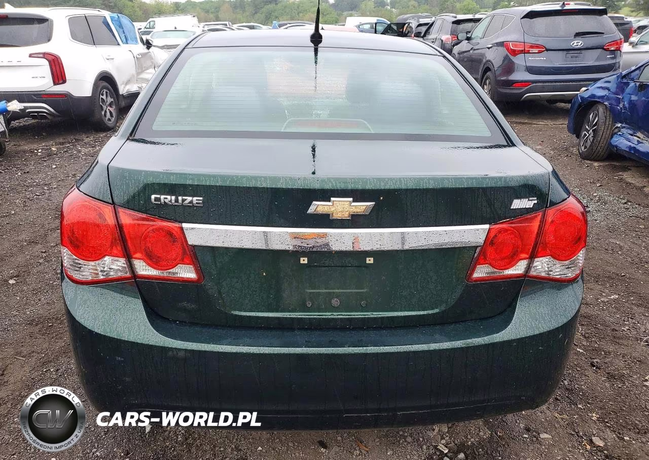2014 Chevrolet Cruze Ls VIN:1G1PA5SG0E7472449 - 6