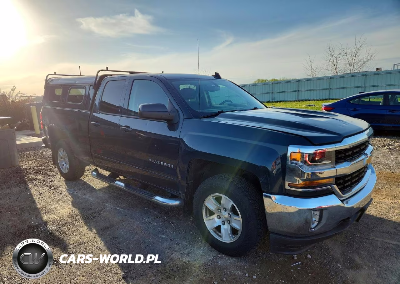2018 Chevrolet Silverado K1500 Lt VIN:1GCVKREC1JZ318696 - 4