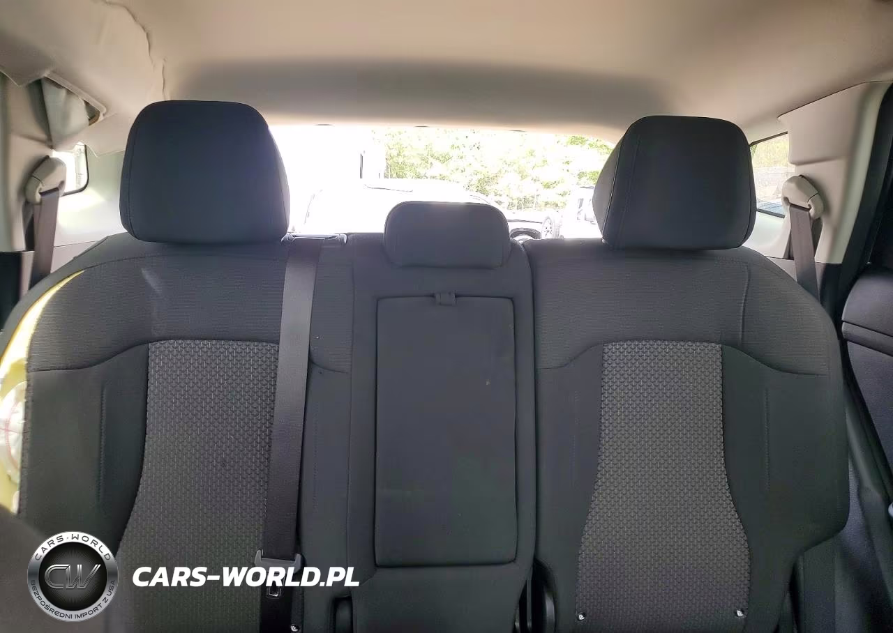 2025 Kia Sportage Lx VIN:KNDPUCDF3S7353698 - 10