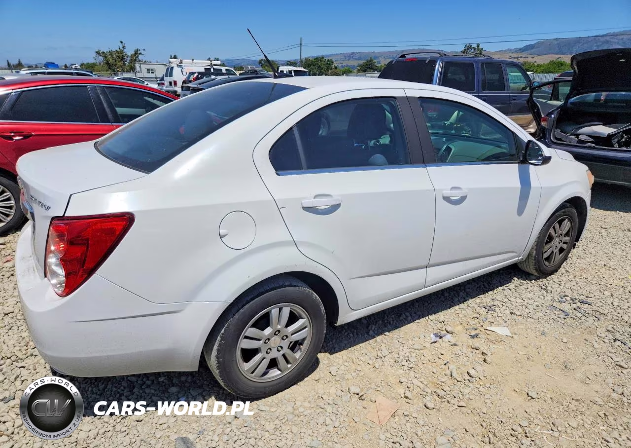 2014 Chevrolet Sonic Lt VIN:1G1JC5SH8E4173169 - 3