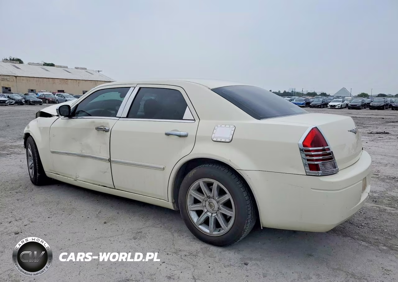 2006 Chrysler 300 VIN:2C3KA43R36H305671 - 2