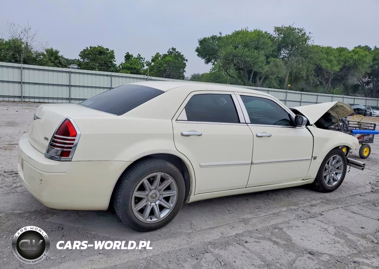 2006 Chrysler 300 VIN:2C3KA43R36H305671 - 3