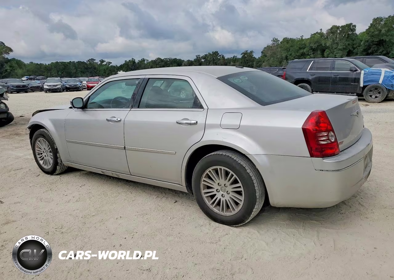 2010 Chrysler 300 Touring VIN:2C3CA5CV1AH327488 - 2