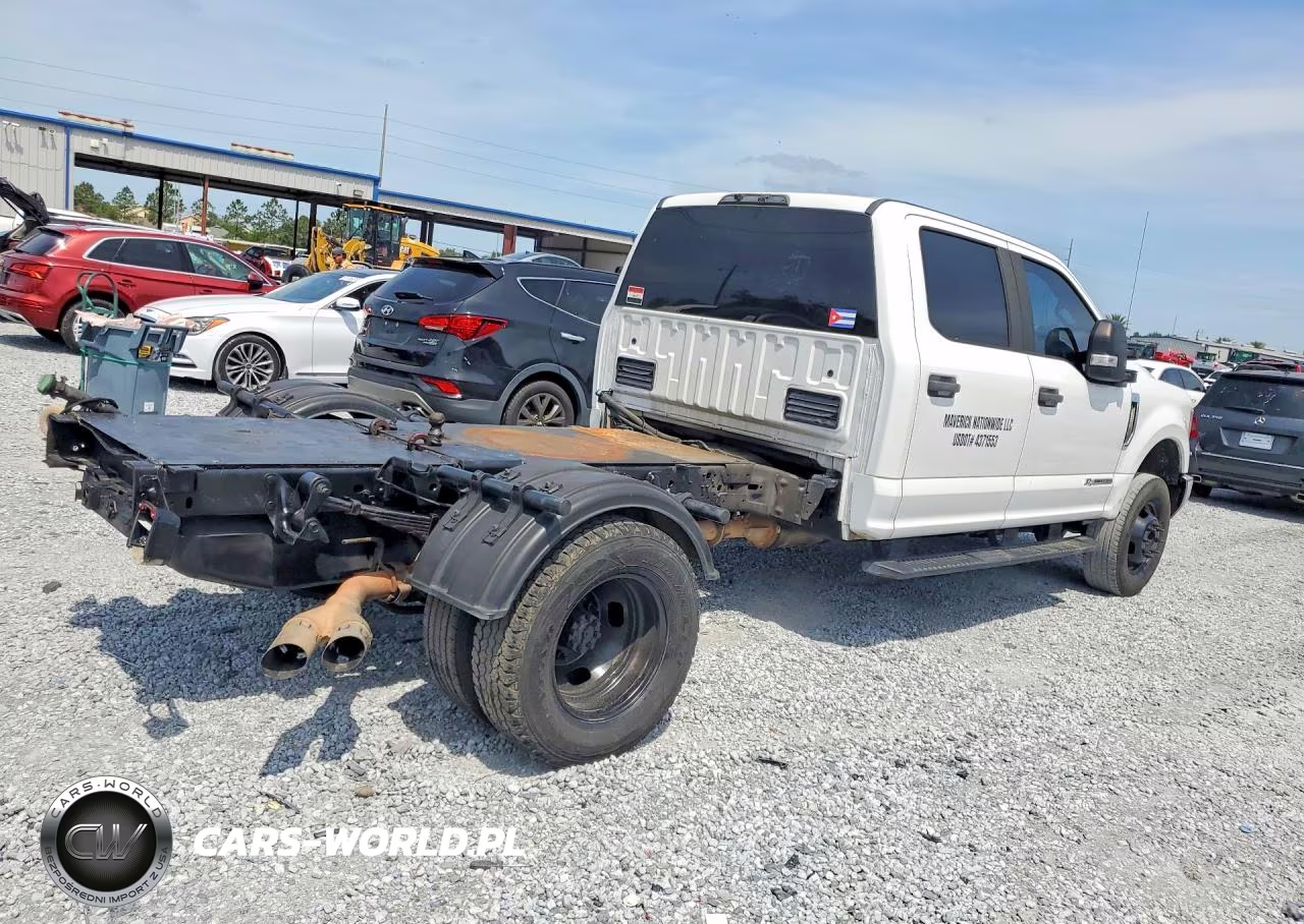 2019 Ford F350 Super Duty VIN:1FD8W3HT0KEC51605 - 3