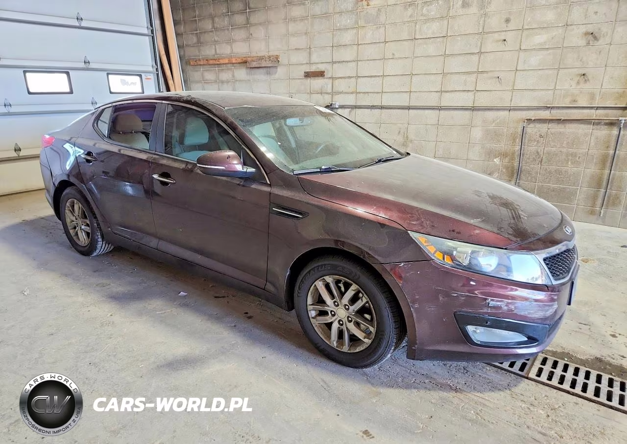 2013 Kia Optima Lx VIN:5XXGM4A74DG252148 - 4