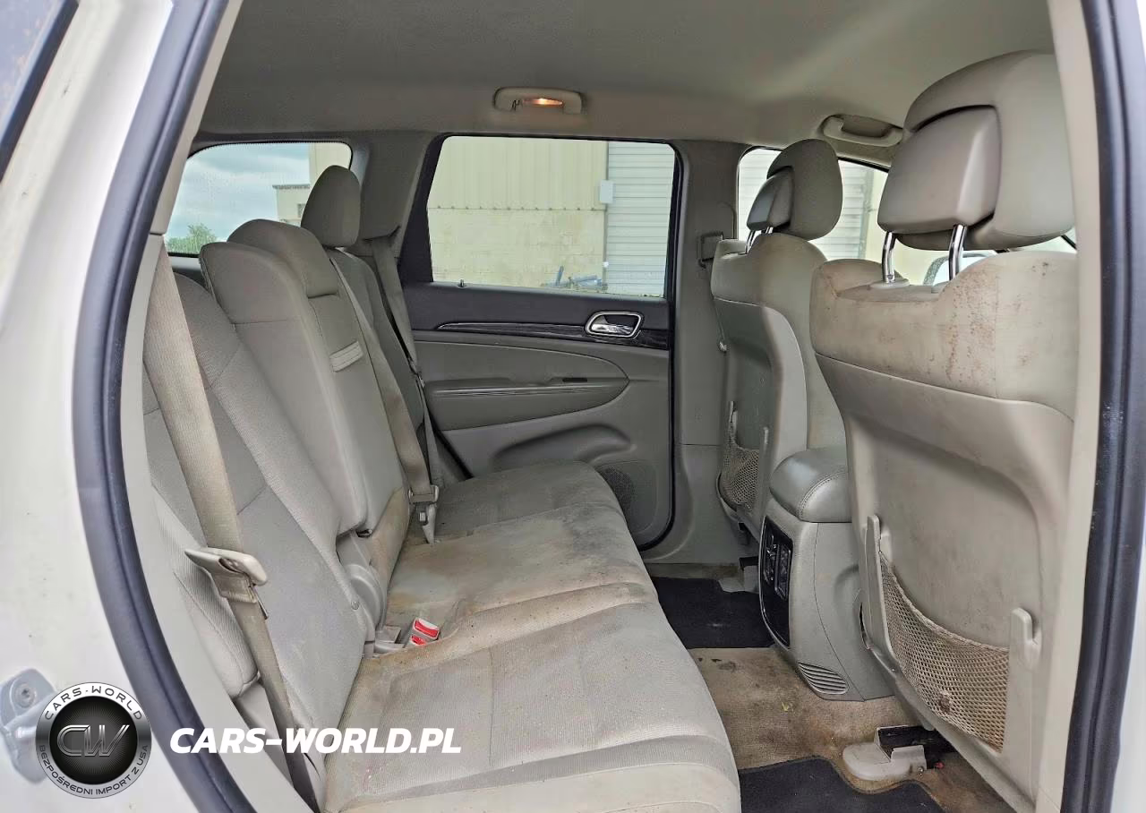2011 Jeep Grand Cherokee Laredo VIN:1J4RS4GGXBC541032 - 10