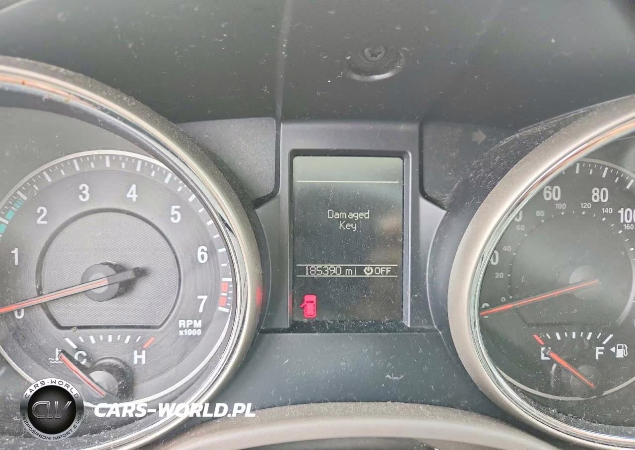 2011 Jeep Grand Cherokee Laredo VIN:1J4RS4GGXBC541032 - 9