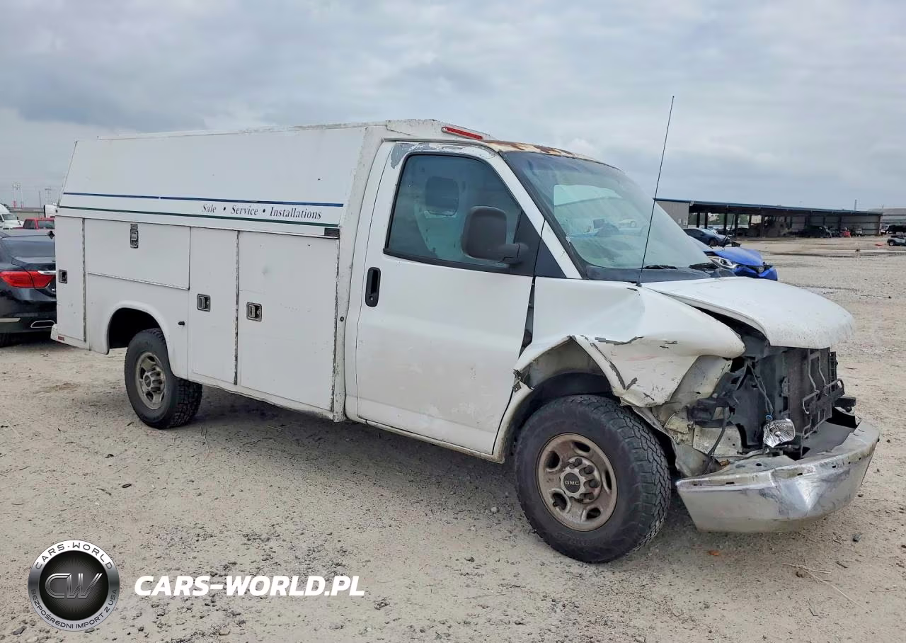 2011 GMC Savana Cutaway G3500 VIN:1GD072CA8B1137546 - 4