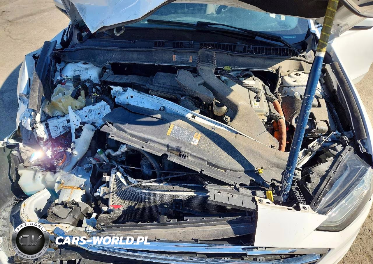 2018 Ford Fusion Se Hybrid VIN:3FA6P0LU5JR162105 - 11