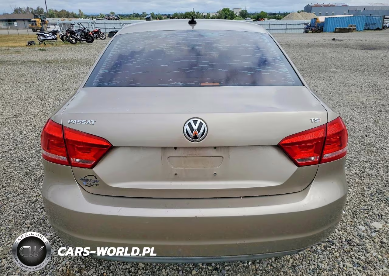 2015 Volkswagen Passat S VIN:1VWAT7A30FC007354 - 6